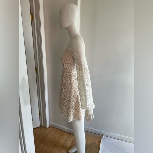 For Love & Lemons Daisy Dress Ivory Sz XS Mini Lace Long Balloon Sleeve V-neck - Picture 4 of 11